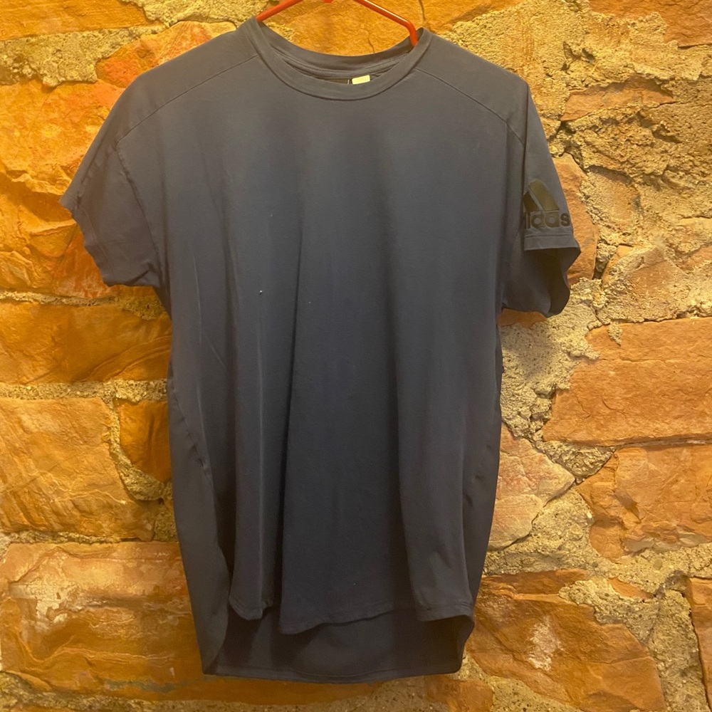 Adidas top